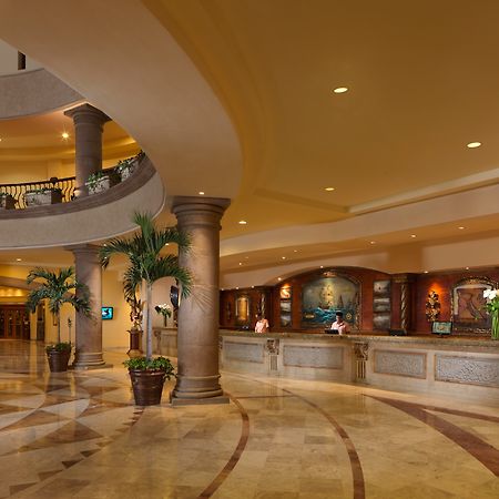 格兰德海滩睿基酒店 卡波圣卢卡斯 外观 照片